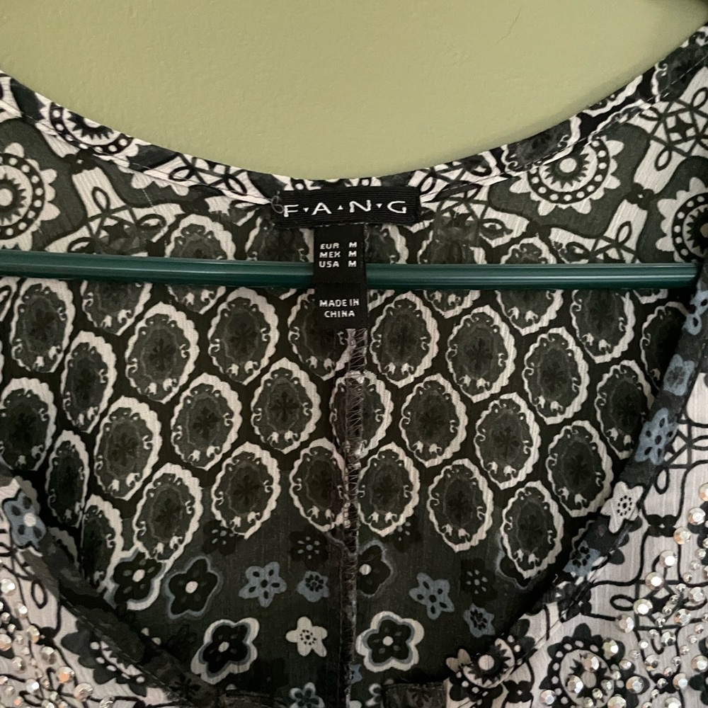 FANG Patterned Top - Picture 2 of 4
